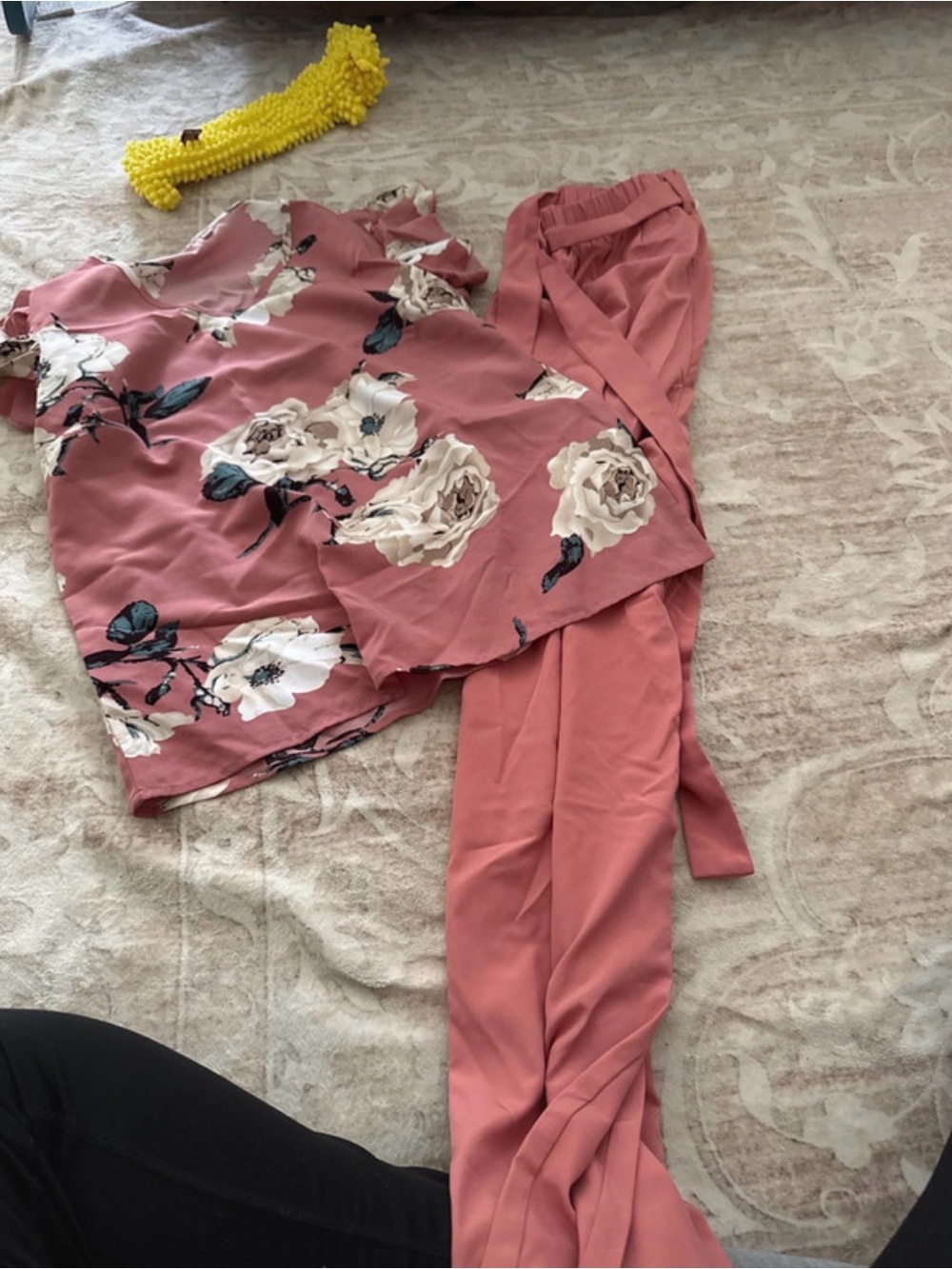 SHEIN Dusty Rose Floral Jumpsuit Romper Set